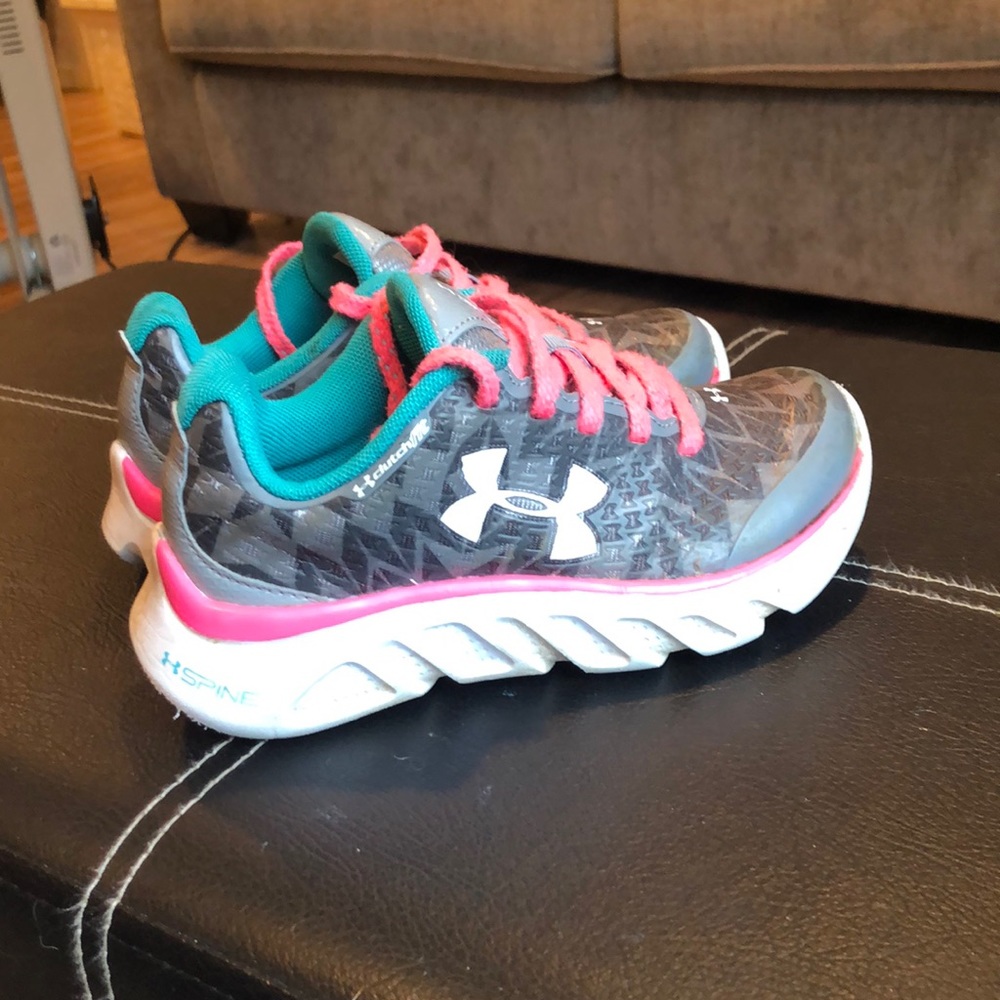 Under Armour Kid Shoes